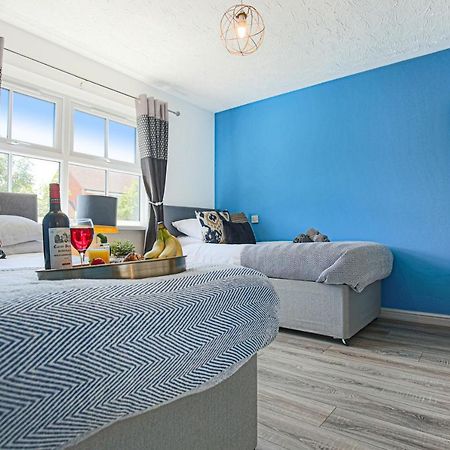 Delightful 2 Bed Apartment For Bicester Outlet Shopping By Platinum Key Properties Zewnętrze zdjęcie