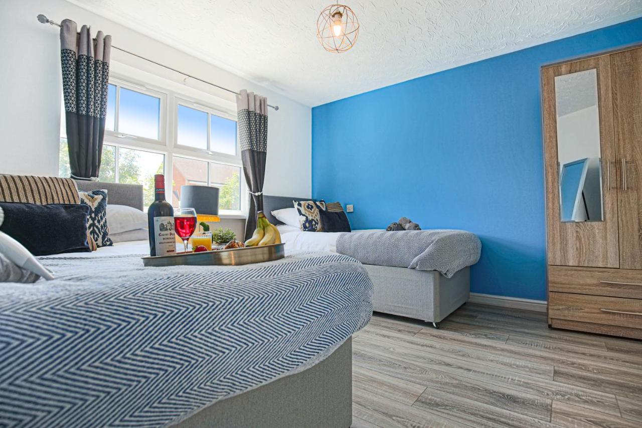 Delightful 2 Bed Apartment For Bicester Outlet Shopping By Platinum Key Properties Zewnętrze zdjęcie