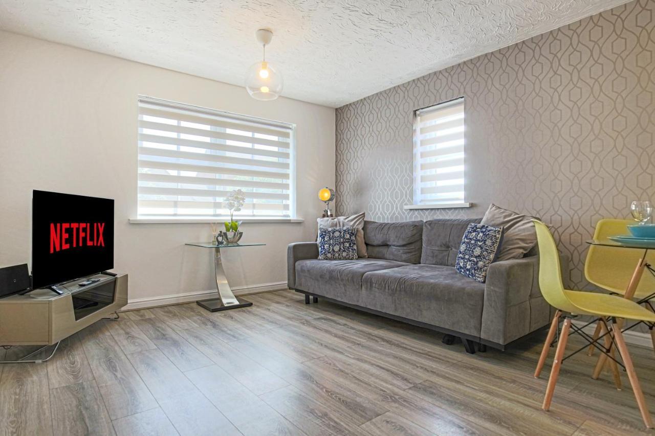 Delightful 2 Bed Apartment For Bicester Outlet Shopping By Platinum Key Properties Zewnętrze zdjęcie
