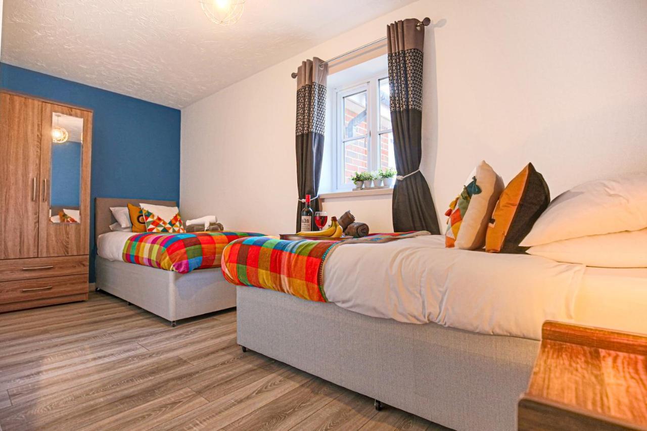 Delightful 2 Bed Apartment For Bicester Outlet Shopping By Platinum Key Properties Zewnętrze zdjęcie