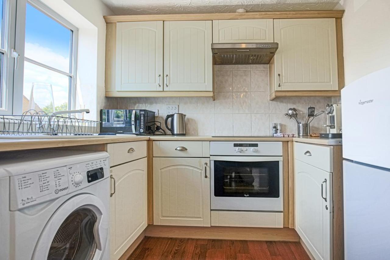 Delightful 2 Bed Apartment For Bicester Outlet Shopping By Platinum Key Properties Zewnętrze zdjęcie